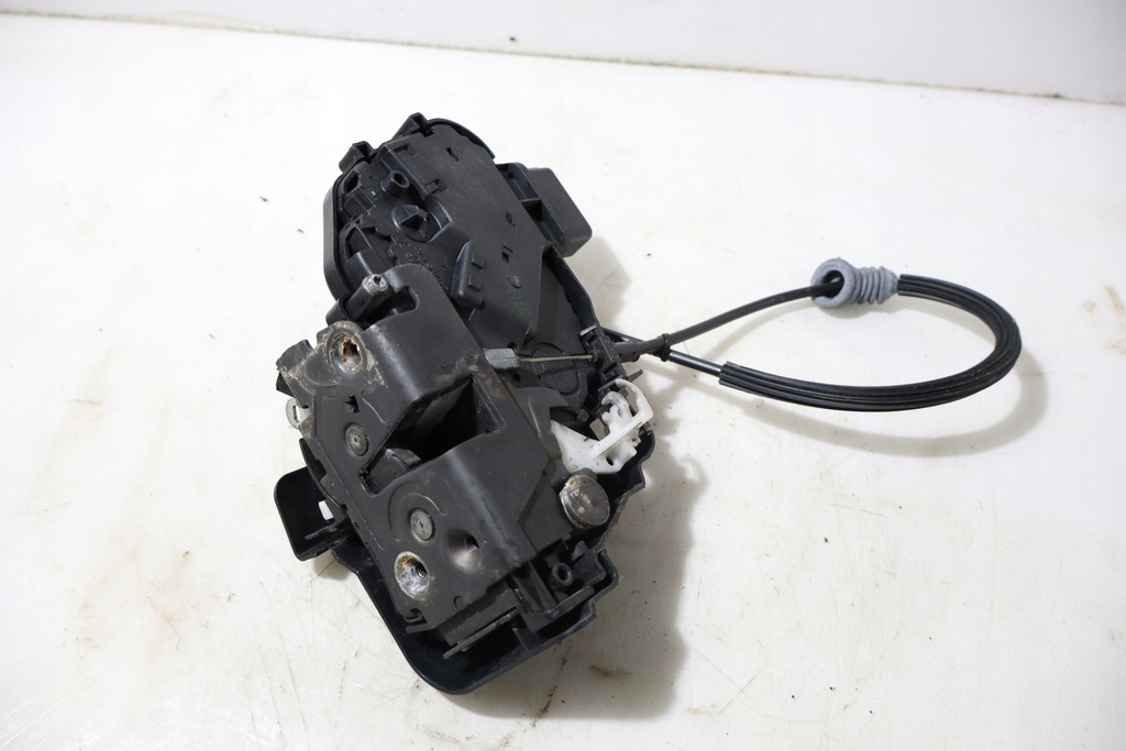 фото №2, Замок правий перед двері volvo v50