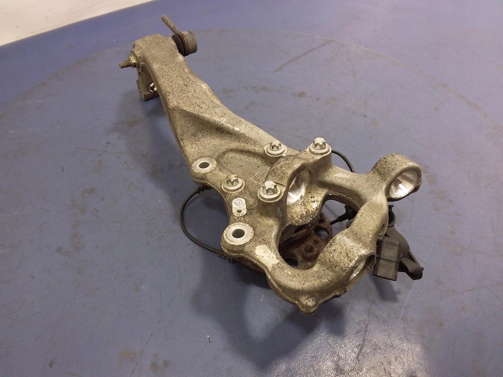 фото №6, Mercedes s w222 поворотный кулак левая перед ступица