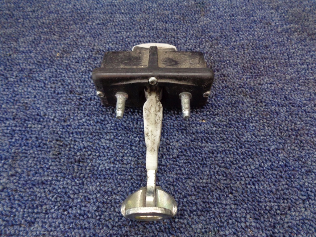 фото №6, Ограничитель дверь fiat punto evo 2012 3d передний