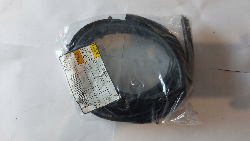 фото №1, Прокладка капот бампера skoda superb iii