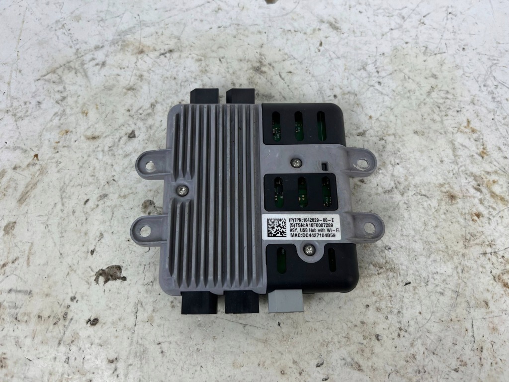 фото №1, Блоки управління tesla model x 104282900e
