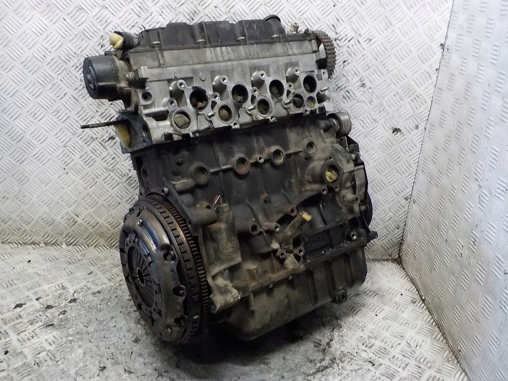 фото №3, Peugeot 307 citroen двигатель 2.0 hdi 8v 90 km rhy