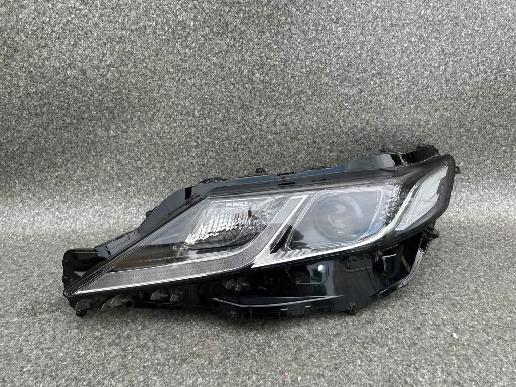 фото №1, Лампа левая передняя перед full led toyota camry viii 8 xv70 17- 81150-33g00