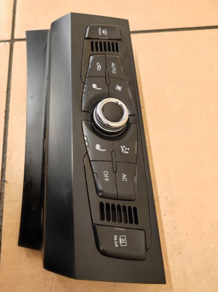 фото №1, Панель кліматронік audi оригінальний номер 8k1820043r