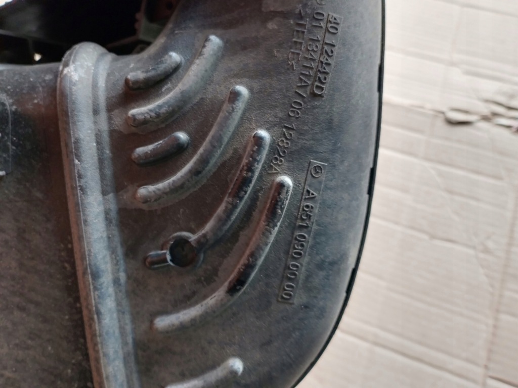 Mercedes w176 рестайлінг  1.5cdi корпус фільтра повітря труба ловець Оригінал