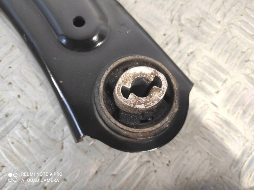 фото №3, Важіль лівий перед bras de suspension gauche left керування arm renault clio v