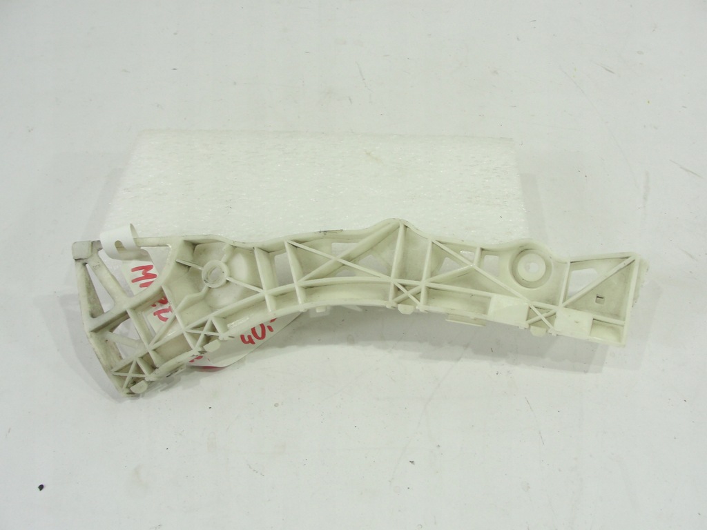 фото №1, Напрямна бампера задня правий mazda 3 04-09