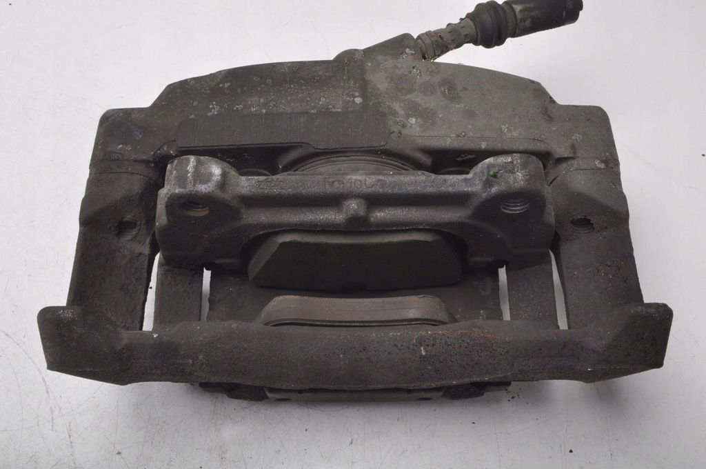 фото №5, Volvo v70 iii 2.0 d3 суппорт тормозной правый перед