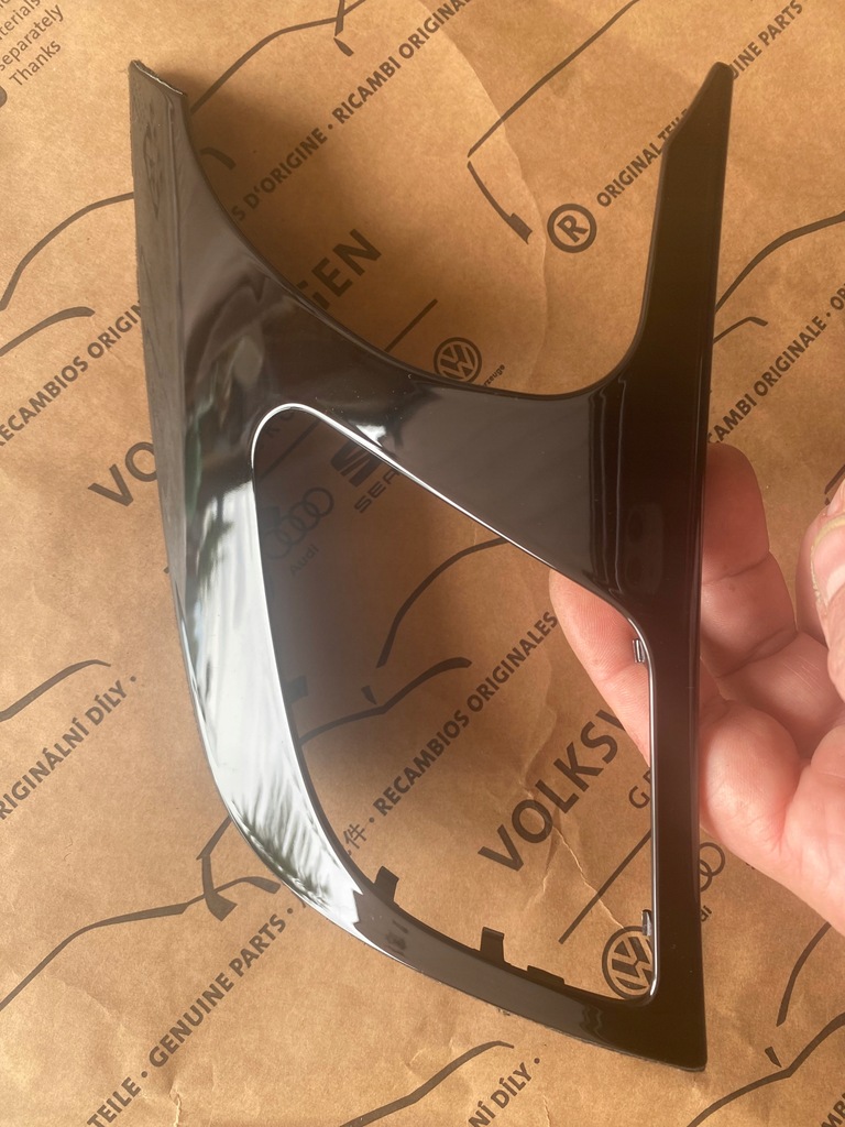 фото №8, Рамка dekor дисплея спидометра piano audi a5 8t lift s-line 8t1857186ae