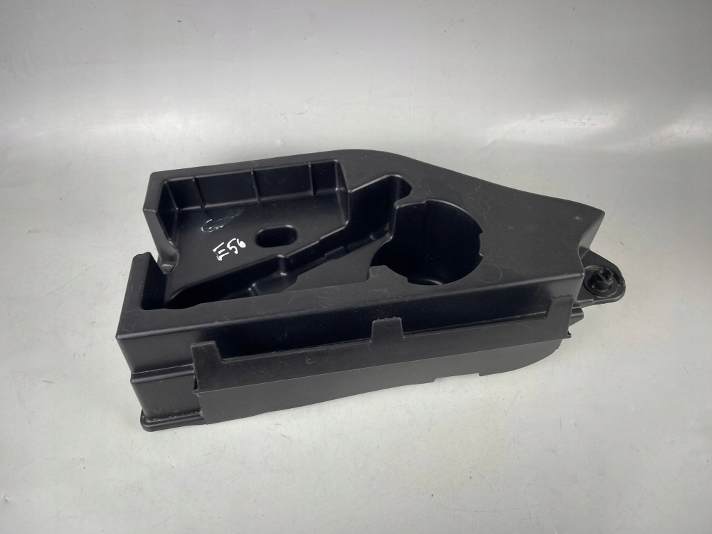 Набор инструментов mercedes-benz gla w156 x156 a2468900188 в Украине