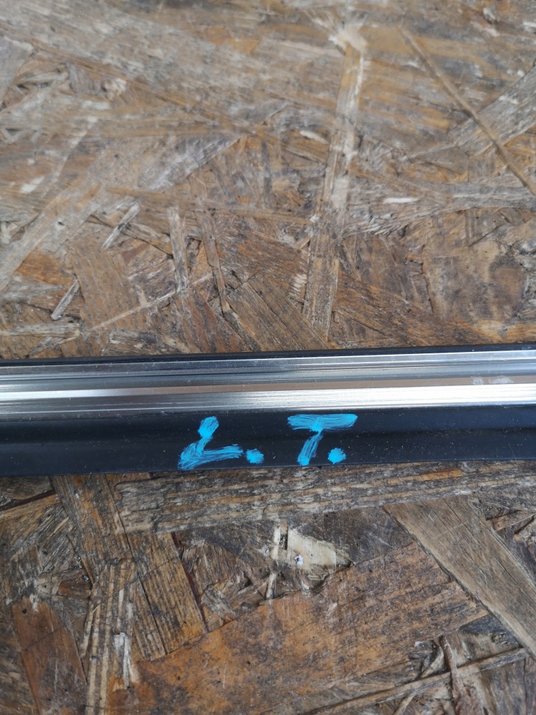 фото №8, Mercedes v-klasa w447 молдинг стекло левый задняя long