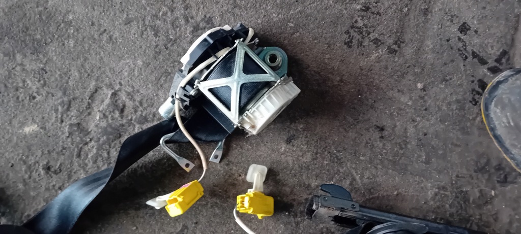 фото №12, Vw passat cc ремені натягувачі перед 3c1857705f 3c1857706f