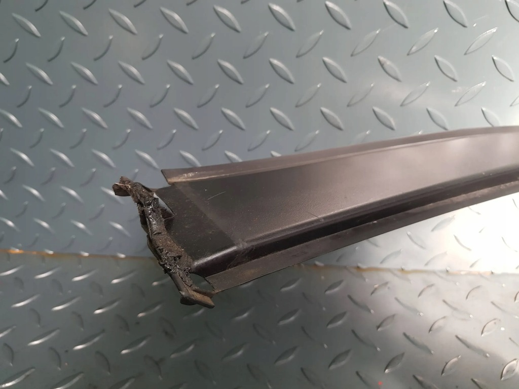 фото №7, Защита левая багажника стойка заднего d 8 186 813 bmw 5 e39 kombi