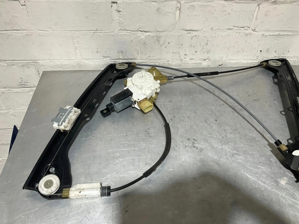 фото №7, Підйомник скло лівих передніх двері bmw 3 coupe e92 130822402 3.0l