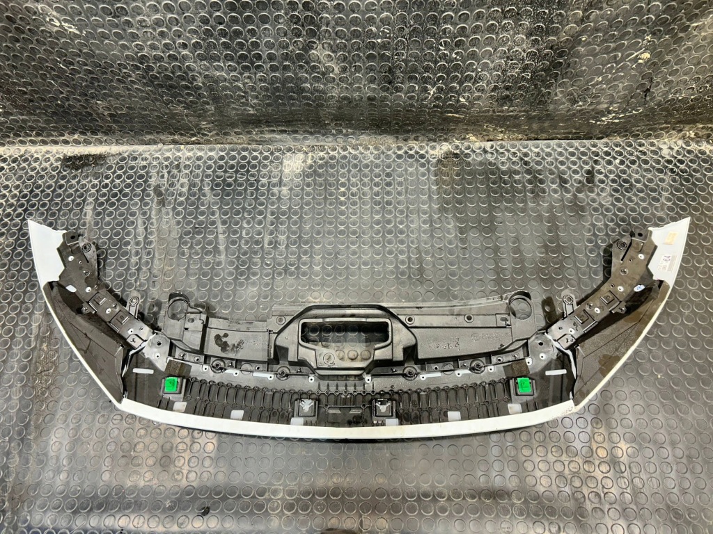 Купити Mada cx30 cx-30 19- молдинг козирок носик решітка бампера перед передній