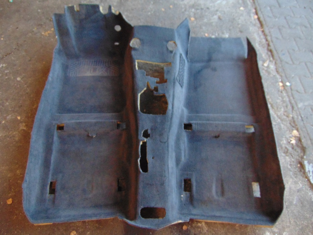 фото №1, Mercedes slk i r170 170 w170 96- коврик обшивка пол 1706800940 eu