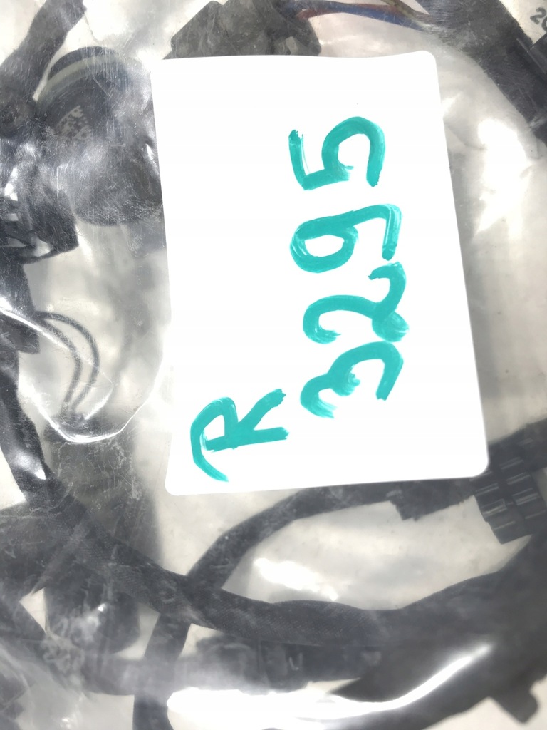 фото №10, Golf sportsvan джгут бампера задня pdc 2gm971104