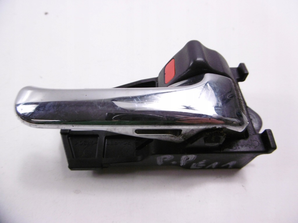 Купити Toyota corolla e11 00-02 ручка двері внутрішня правий перед рестайлінг