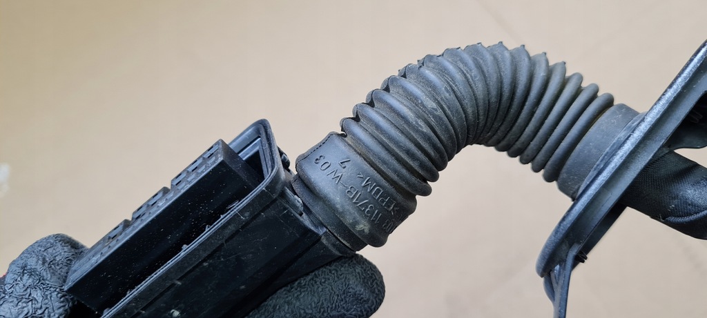 фото №10, A6 c7 4g штекер колодка соединитель дверь перед задняя 8k0972702 a4 b8 q5 a7