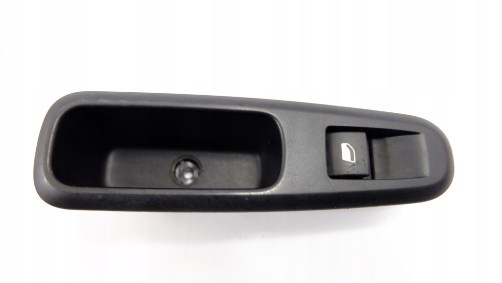 фото №1, Peugeot 3008 i переключатель окон задняя