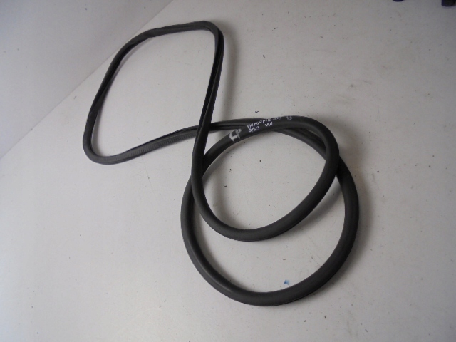 фото №1, Прокладка двері лівий перед porsche panamera 4s 970 2010 rok