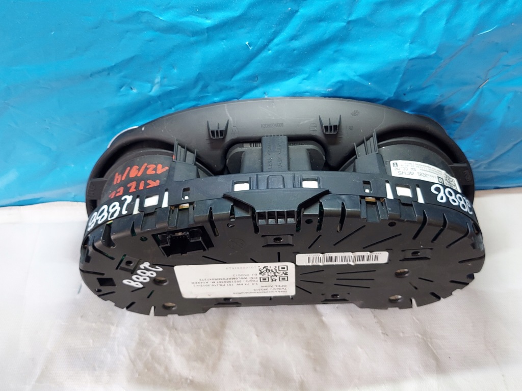 Купити Лічильник приладова панель opel adam 1.4 b 13433293