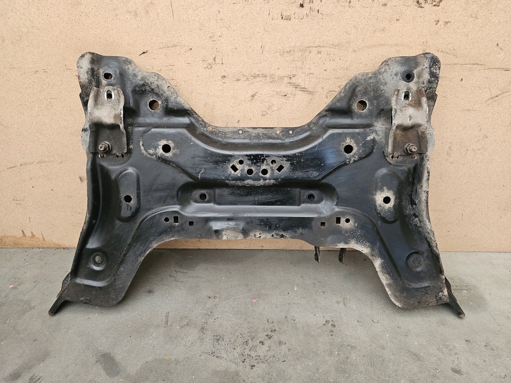 фото №12, Peugeot 3008 i балка подрамник двигателя подрамник