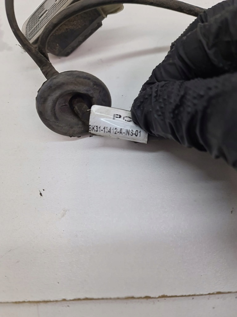 фото №5, Электропроводка освещение номерного знака transit mk8 custom