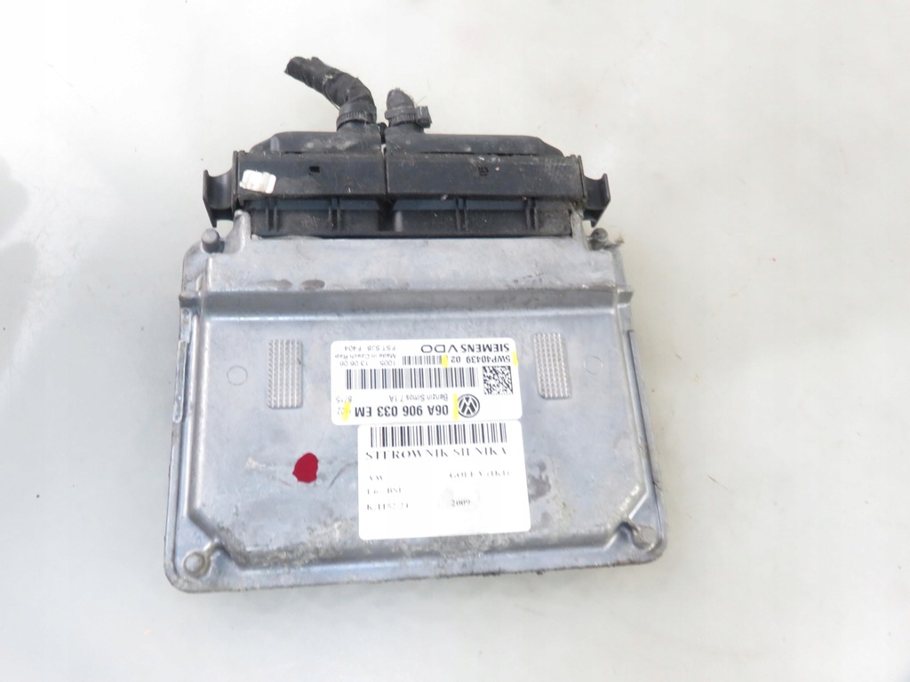 фото №5, Блок управления vw golf v 1.6 06a906033em