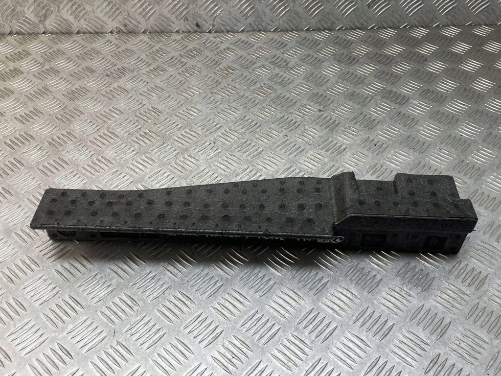 фото №6, Bmw оригінальний номер 7448198 1' f40 захист корпус лонжерон права