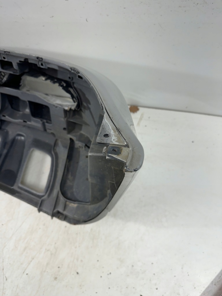 Бампер перед mercedes ml 163 рестайлінг в Україні