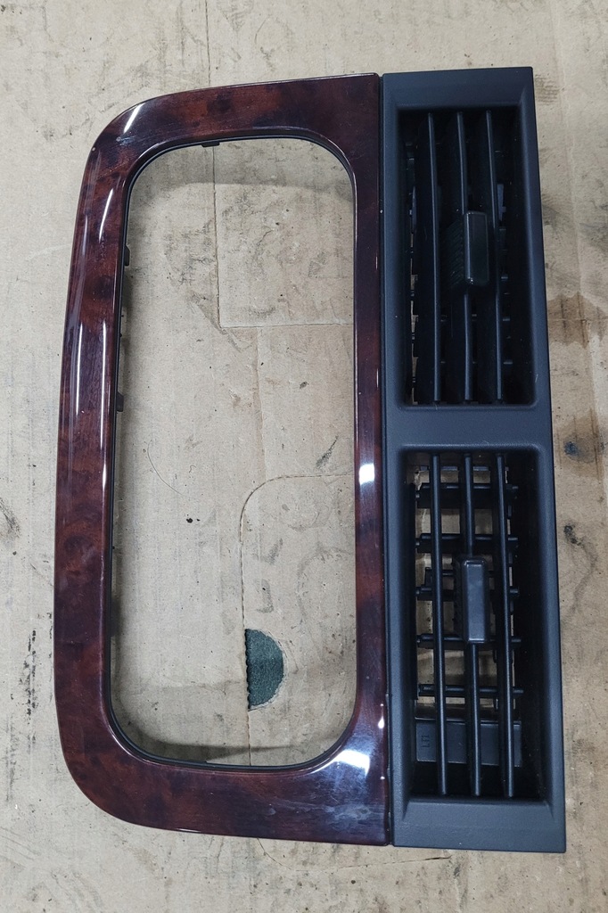 фото №1, Jeep grand cherokee wj 99-04 рамка радіо