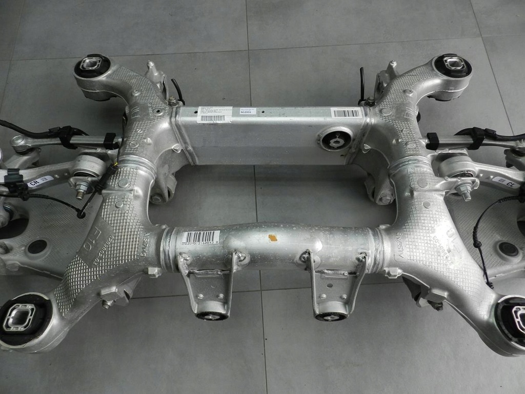 фото №4, Bmw 5 f10 520i балка подвеска задняя ступица