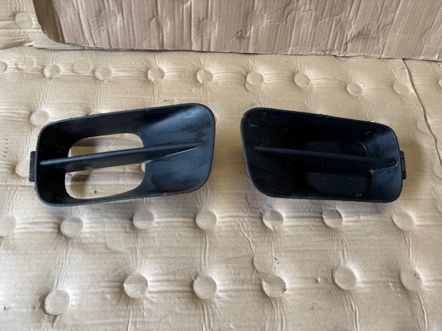 фото №1, Honda accord vii 03-05r заглушка решётка рамка противотуманной фары левая