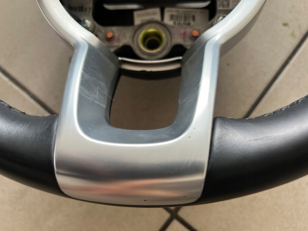 фото №6, Kia stonic 17- воздуховод кожаный многофункциональный