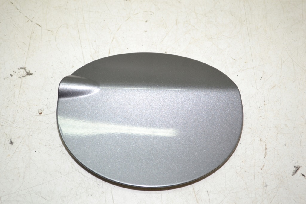 Купити Bmw e81 кришка заливної пального czarna