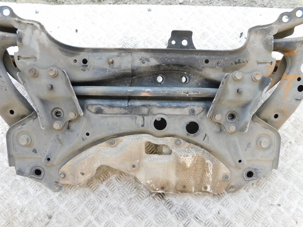 фото №7, Подрамник подрамник балка toyota prius iii +