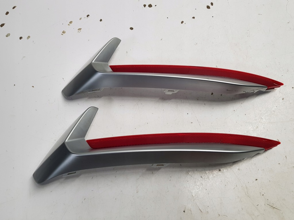 фото №1, Молдинг відбивач бампера задня bmw 2 active