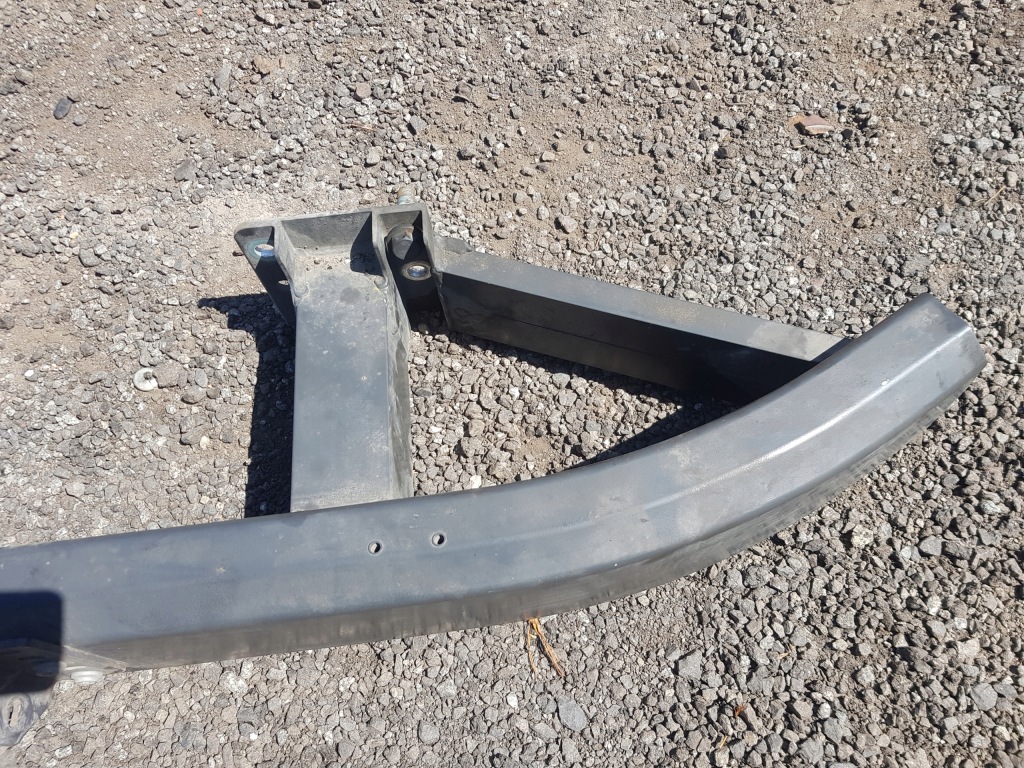 фото №3, Mercedes actros mp4 балка бампер