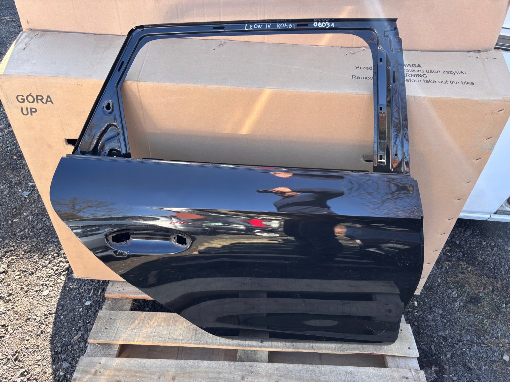 фото №5, Seat leon iv kombi 2020- дверь правое задние задняя