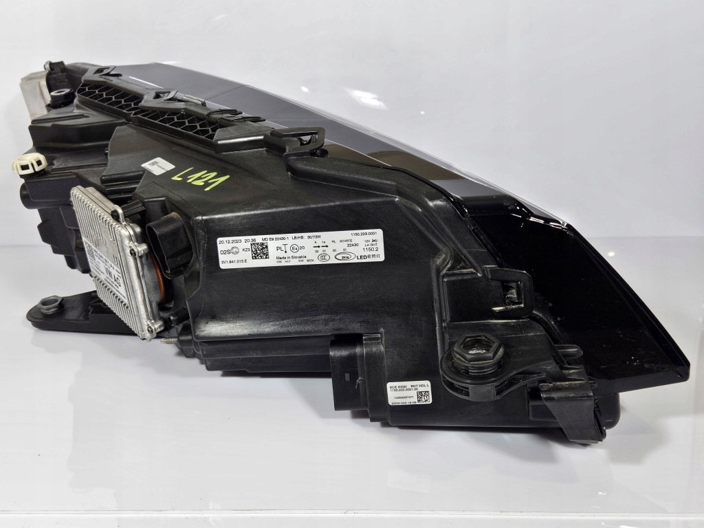 Купить Фара левая перед передняя skoda superb 3 рестайлинг  full led европа