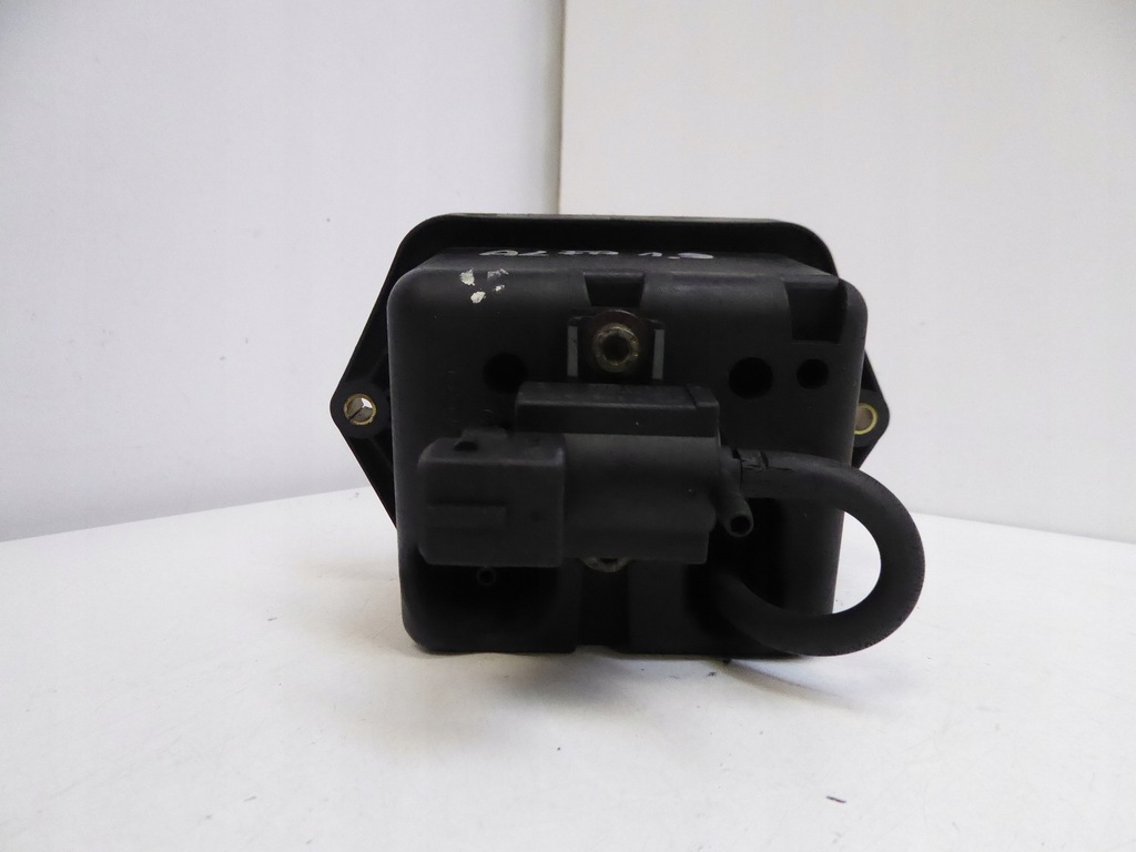 фото №3, Alfa romeo 156 вентиляція картера конденсатор клапан 1.9 jtd