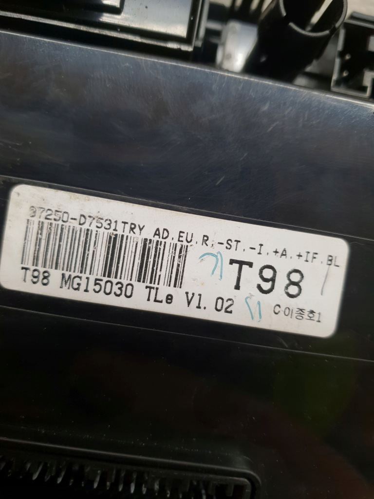 фото №9, Hyundai tucson ii 09-15 панель управление кондиционера 97250-d7531try