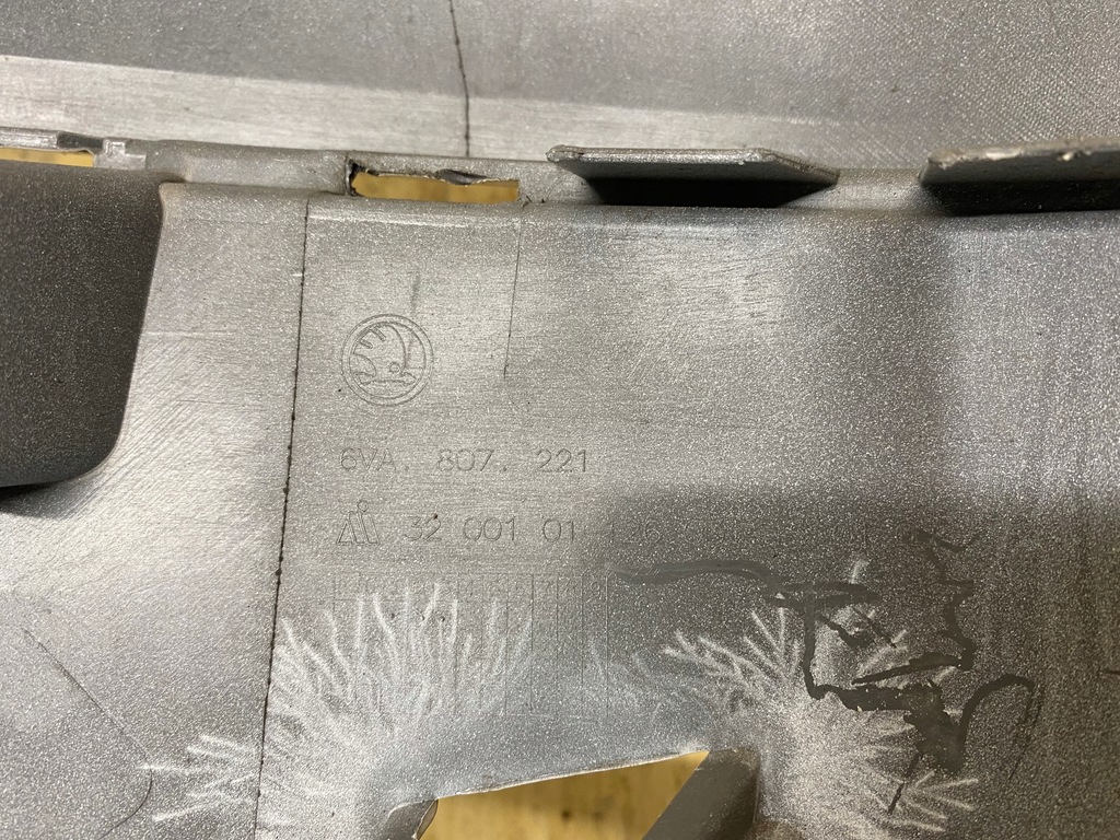 фото №7, Skoda fabia iv 21- 6va807221 бампер перед передний