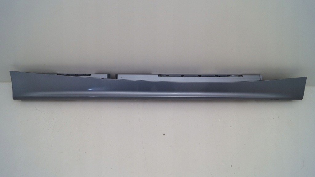 фото №1, Bmw 1 e87 5d 04-07 порог правый молдинг порог правая