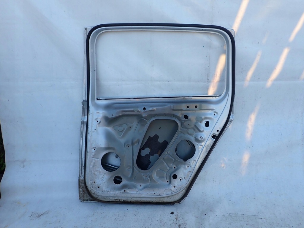 фото №5, Vw touran ii 2 15- двері задня задні праве