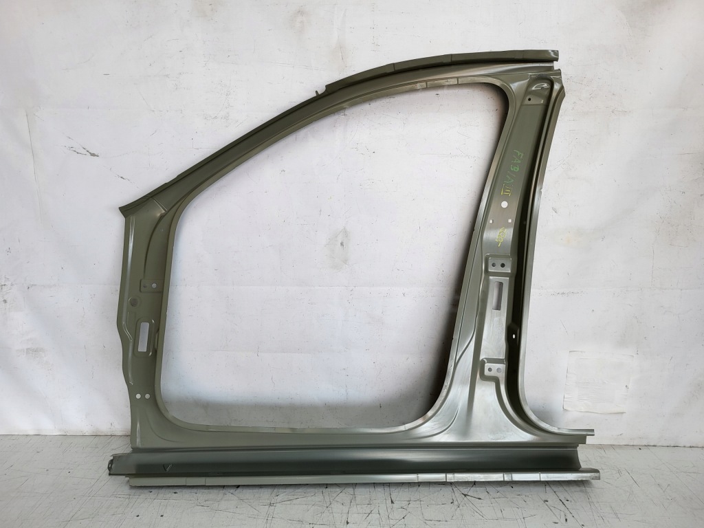 фото №5, Skoda fabia iii правий блок двигуна поріг обшивка