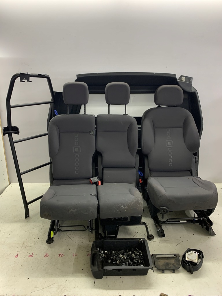 фото №1, Сиденья сиденье заднее сиденье перед citroen berlingo ii стена перегородочная комплект