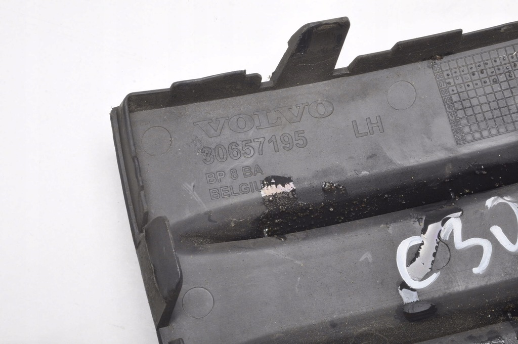 фото №5, Volvo c30 рамка решітка протитуманної фари ліва p2 30657195
