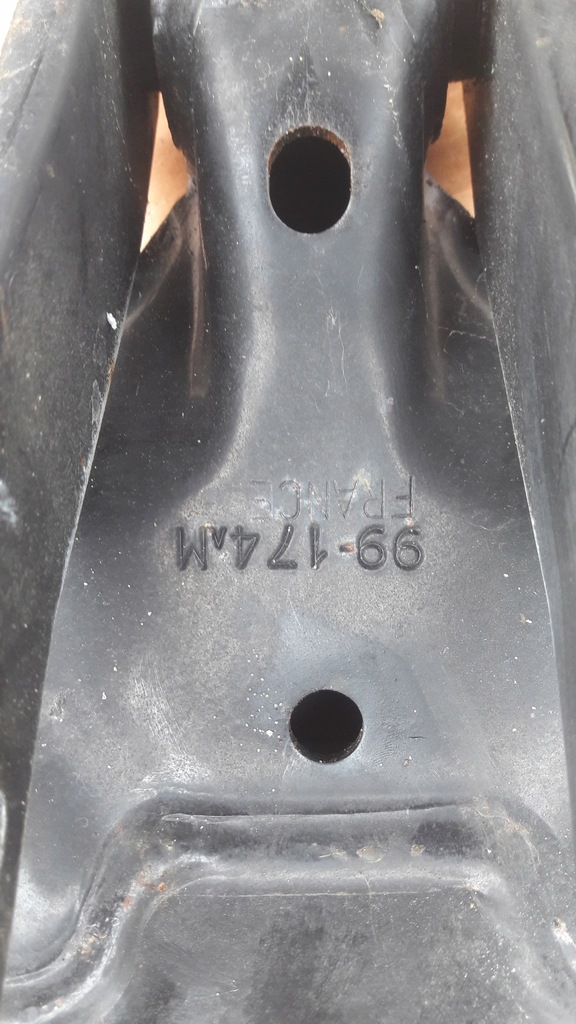 фото №3, Volvo s80 i балка распорка чашка